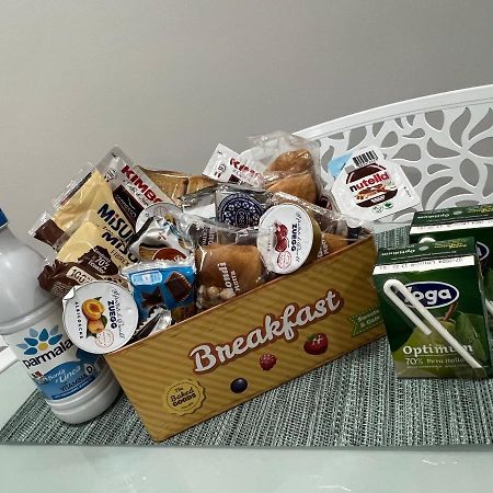 B&B Casa Vacanze Nonna Clara Наполи Екстериор снимка