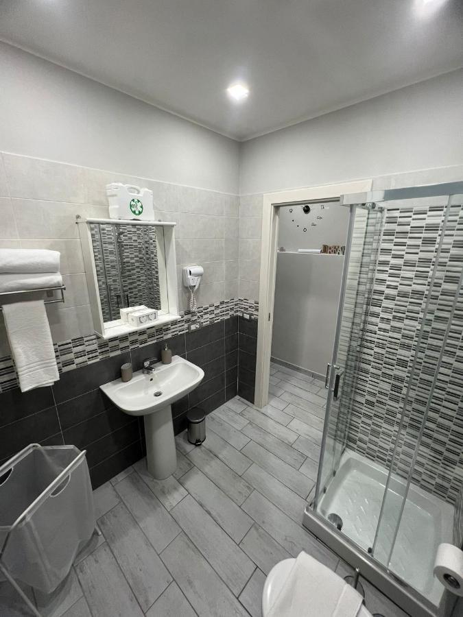 B&B Casa Vacanze Nonna Clara Наполи Екстериор снимка