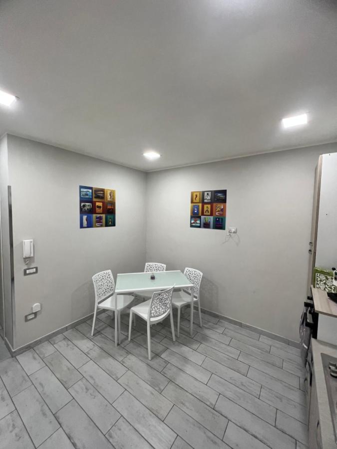 B&B Casa Vacanze Nonna Clara Наполи Екстериор снимка